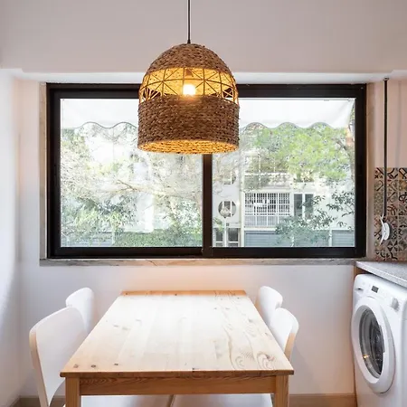 Flh Spacious With Balcony Cascais