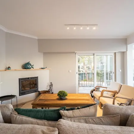 Flh Spacious With Balcony Appartamento Cascais