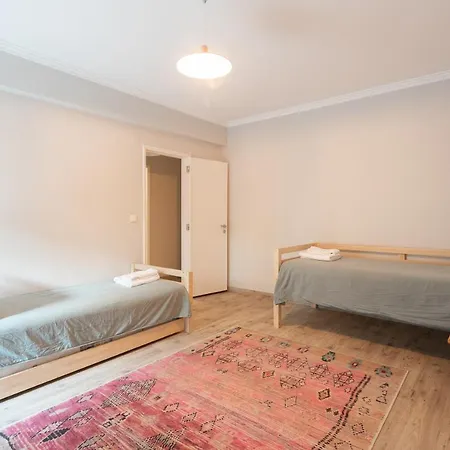 Flh Spacious With Balcony Apartamento