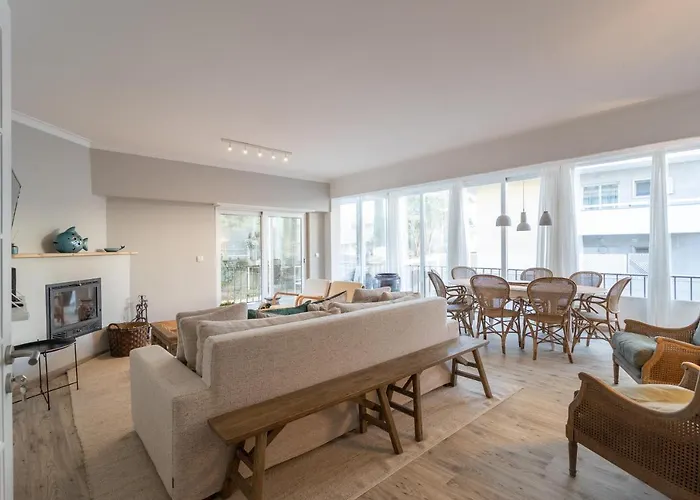Lejlighed Flh Spacious With Balcony *