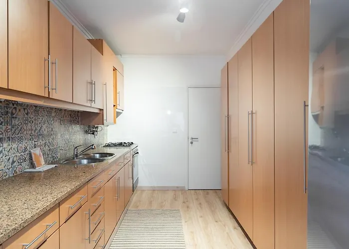 Flh Spacious With Balcony Lejlighed *