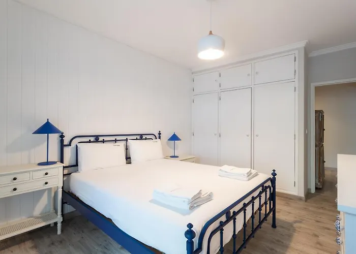 Flh Spacious With Balcony Lejlighed *