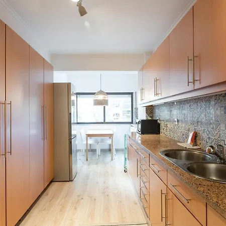 Flh Spacious With Balcony 卡斯凯什